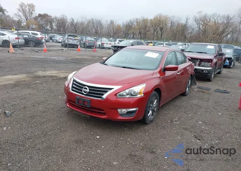 2015 Nissan Altima 2.5 S из США, поврежденный, VIN 1N4AL3AP6FC480549